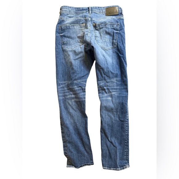 Classic Blue Skinny Jeans with Faded Gradient - Picture 2 of 7